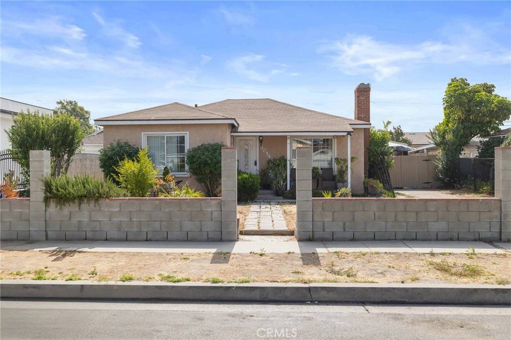 North Hollywood, CA 91605,8054 Rhodes AVE