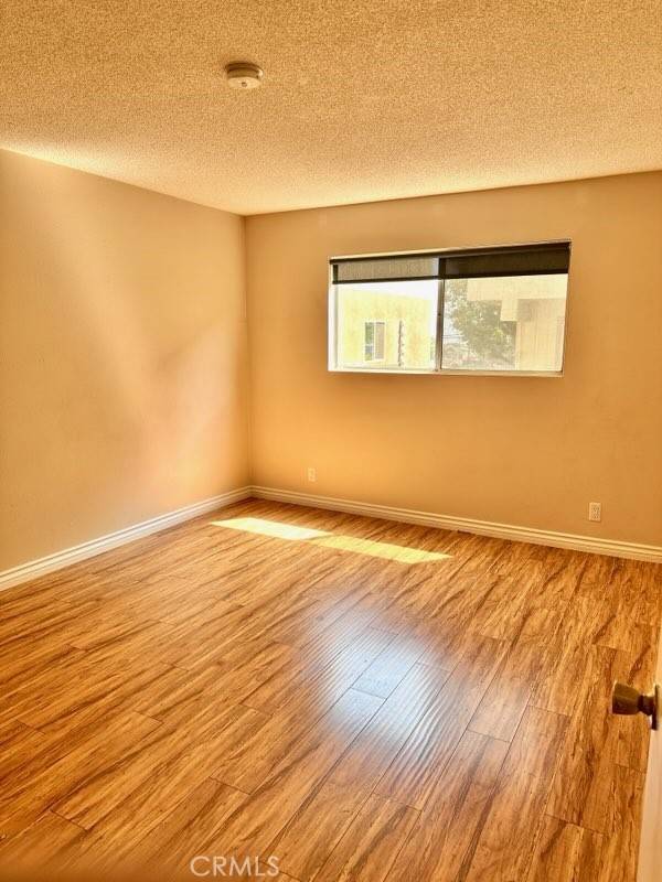 Sylmar, CA 91342,13080 Dronfield AVE #80