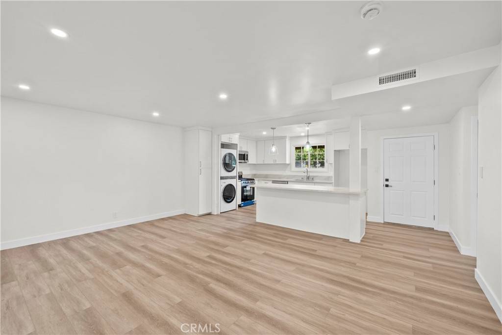 West Hills, CA 91304,8454 Hanna AVE