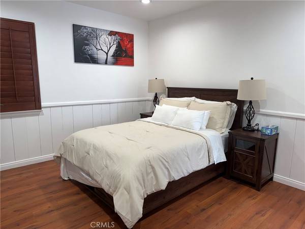 7029 Bellaire AVE #B, North Hollywood, CA 91605