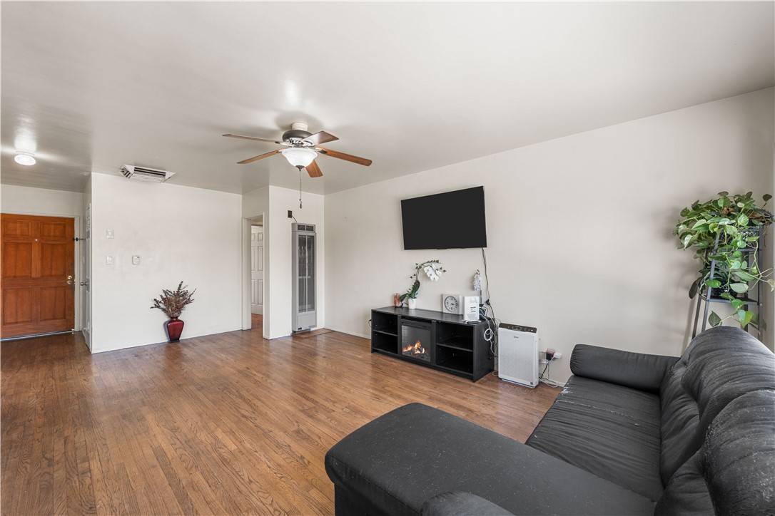 Lancaster, CA 93535,44246 Foxton AVE