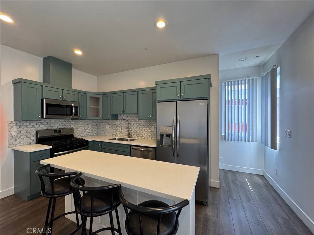 Los Angeles, CA 90006,1737 1/2 Magnolia AVE #1737 1/2