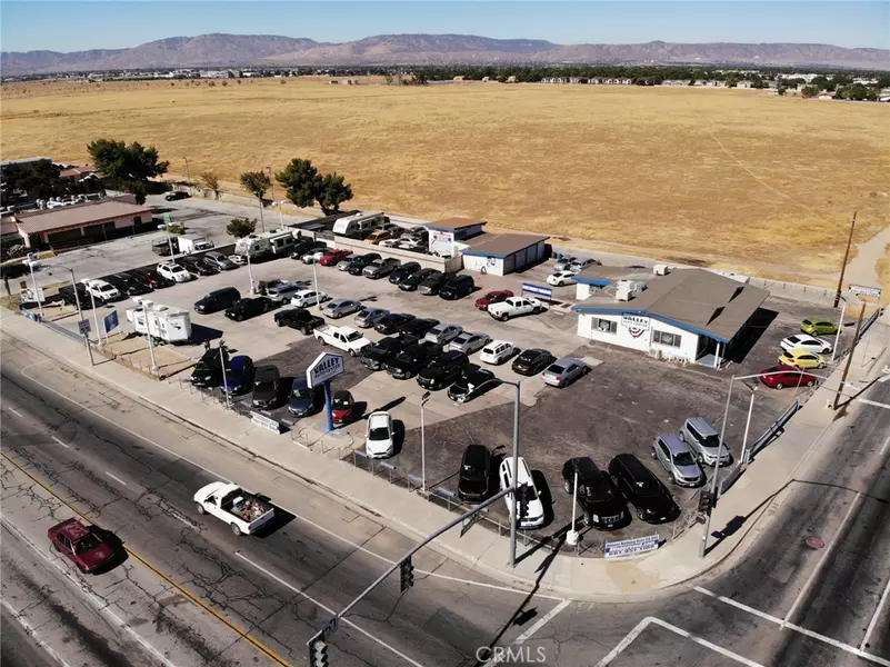 43555 Sierra Highway, Lancaster, CA 93534