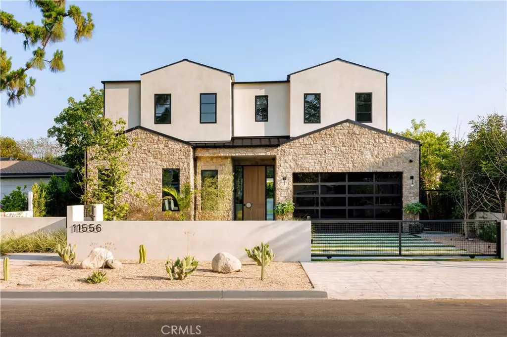 Valley Village, CA 91602,11556 Blix ST