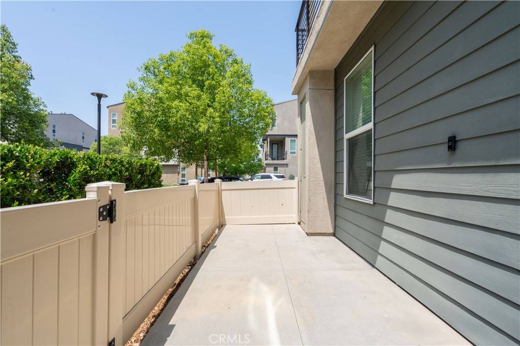 Winnetka, CA 91306,20612 Desert Ash Lane