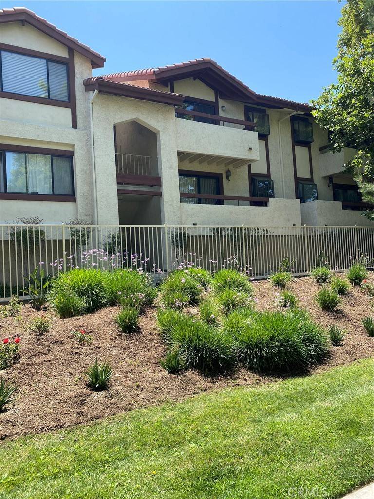 Canyon Country, CA 91387,27979 Sarabande LN #250