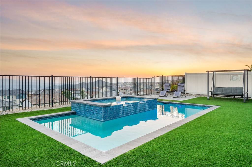 Saugus, CA 91350,28511 Sparrow WAY
