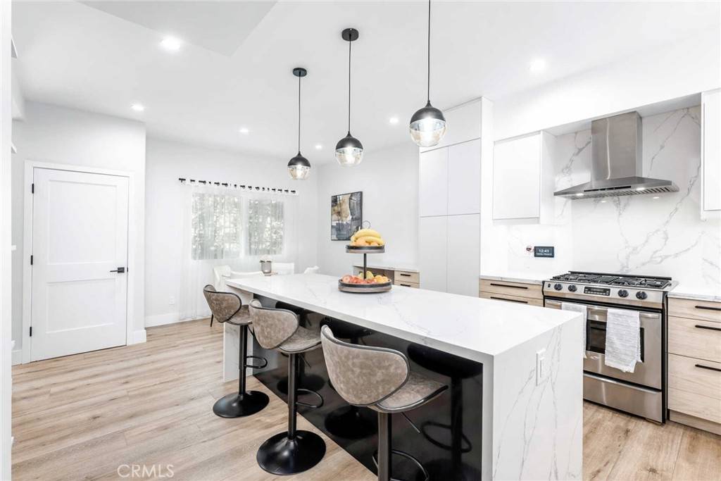 Tarzana, CA 91356,5923 Etiwanda AVE #106