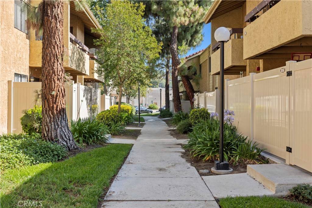 Canyon Country, CA 91351,18752 Mandan ST #1011