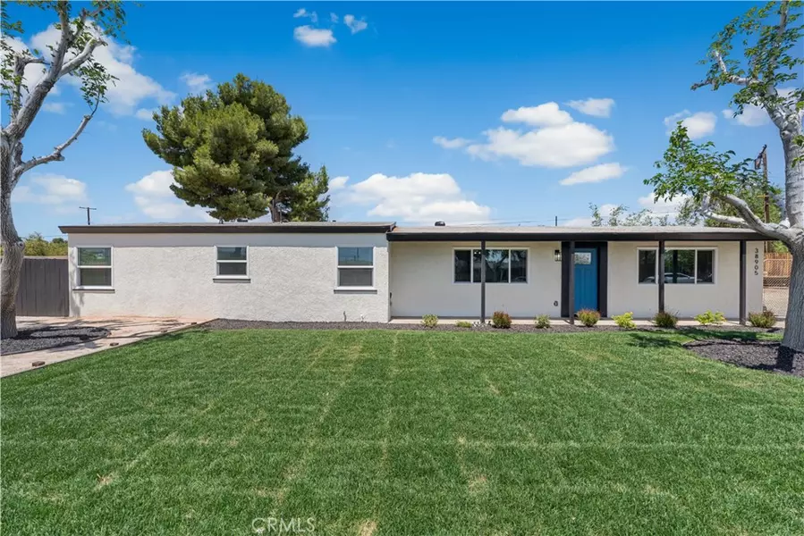 38905 11th ST W, Palmdale, CA 93551