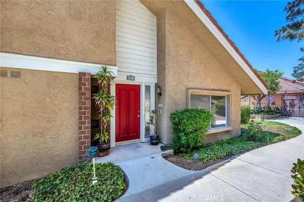 335 Sprucewood AVE, Oak Park, CA 91377