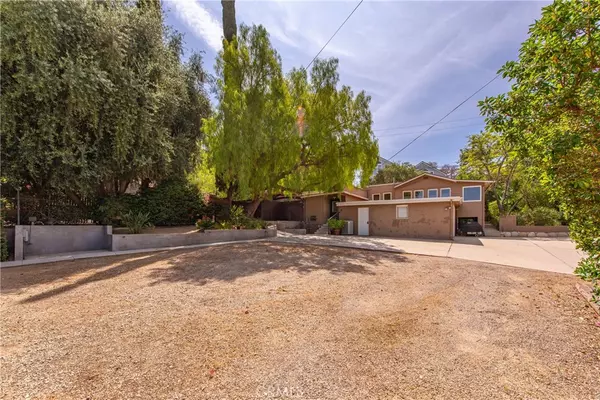 Simi Valley, CA 93063,5893 Oak Knolls RD