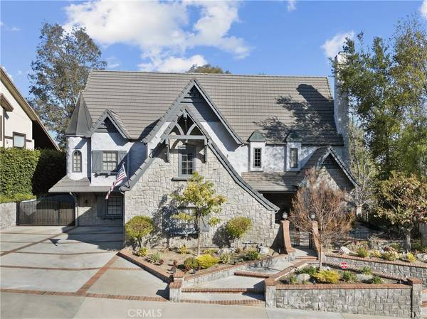 24537 Peachland AVE, Newhall, CA 91321
