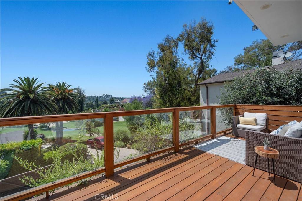 Woodland Hills, CA 91364,4698 Morro DR