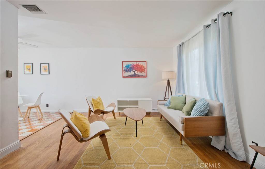 Encino, CA 91316,17330 Califa ST