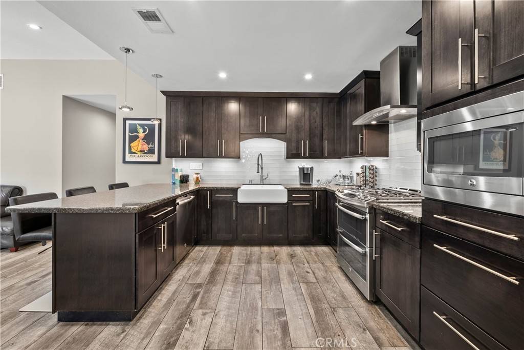 25603 Alicante DR, Valencia, CA 91355