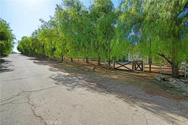 Agoura Hills, CA 91301,5920 Colodny DR