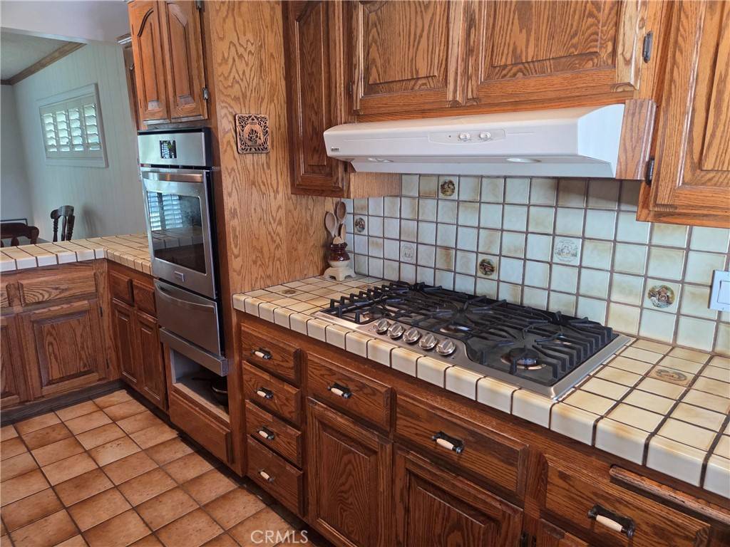 Winnetka, CA 91306,20450 Bassett ST