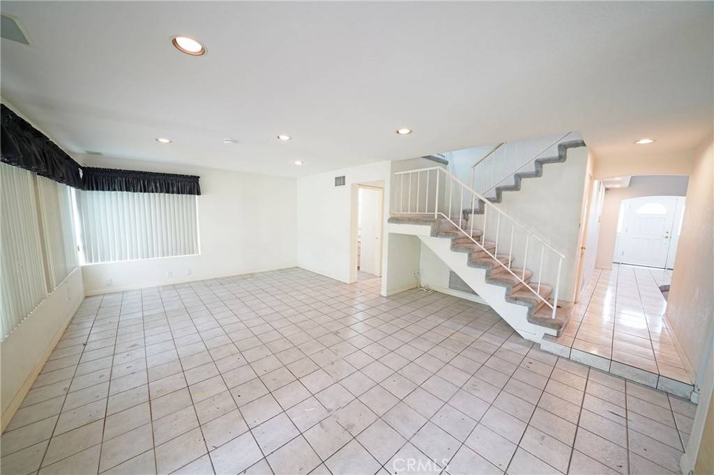 Simi Valley, CA 93063,2234 Century PL