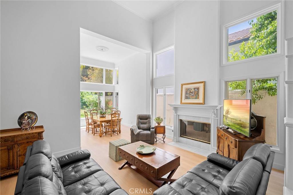 Calabasas, CA 91302,4324 Park Verdi