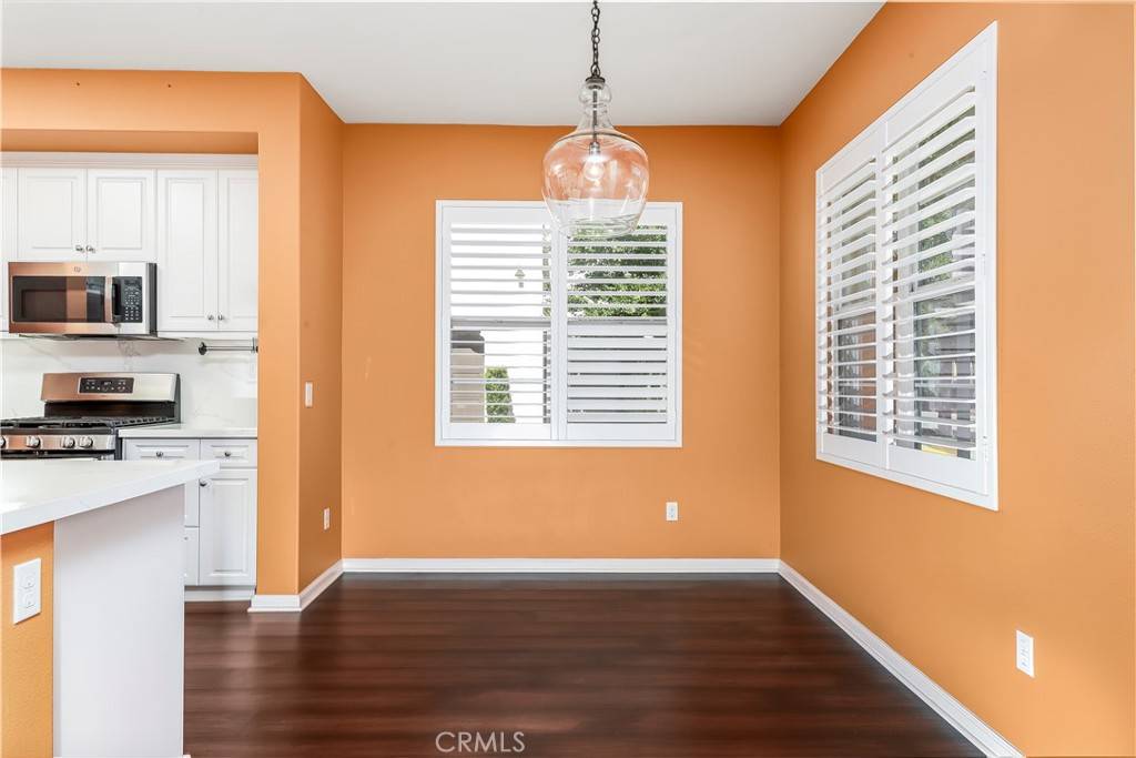 Saugus, CA 91350,21775 Candela DR
