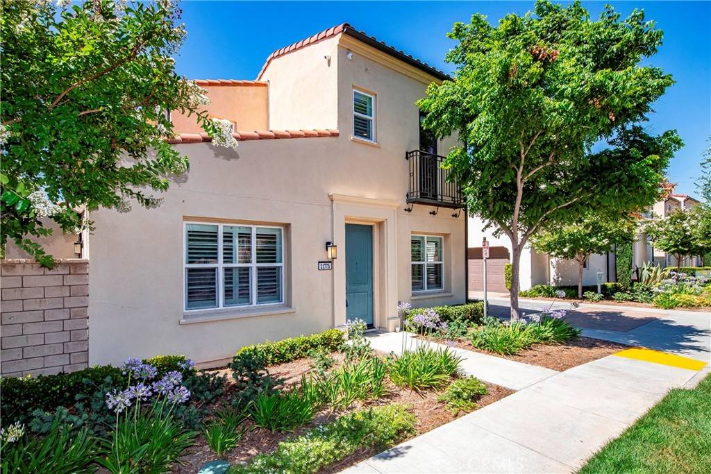 21775 Candela DR, Saugus, CA 91350