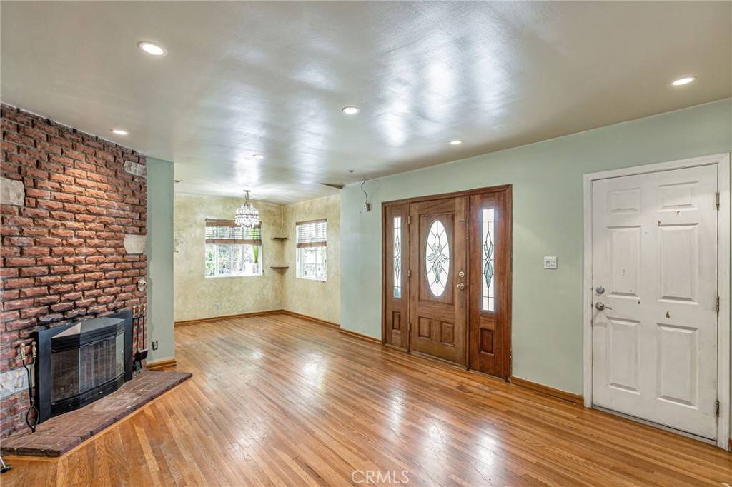 Van Nuys, CA 91405,7134 Stansbury AVE