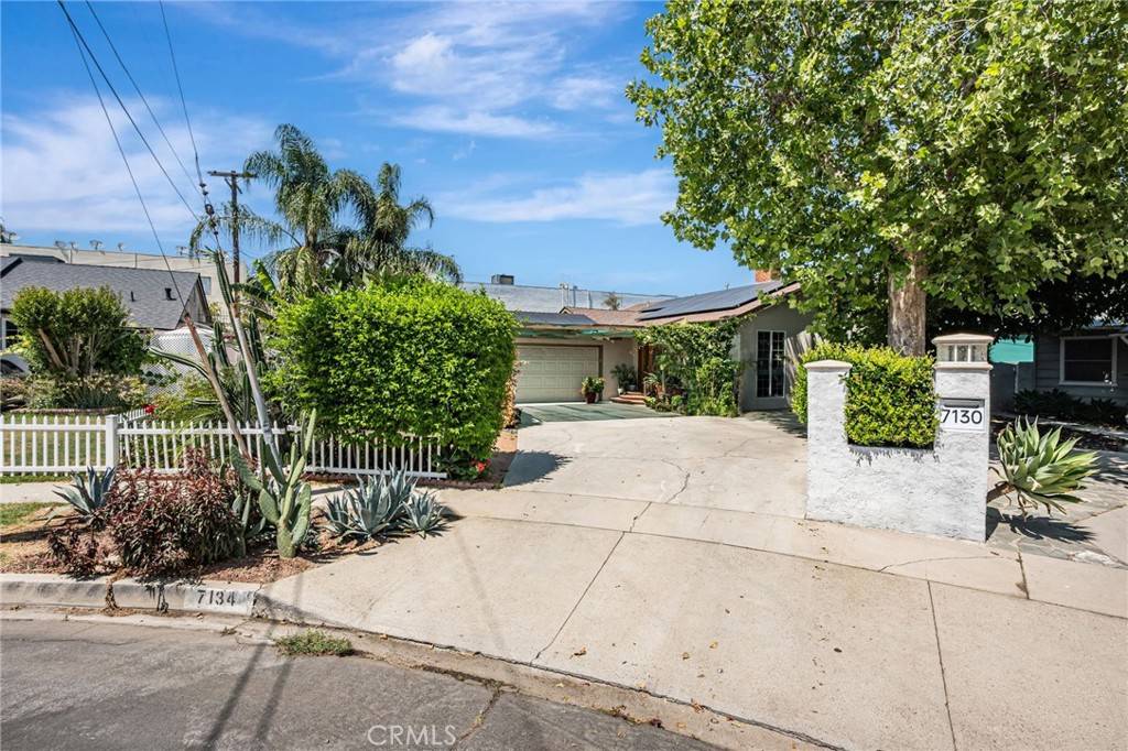 7134 Stansbury AVE, Van Nuys, CA 91405