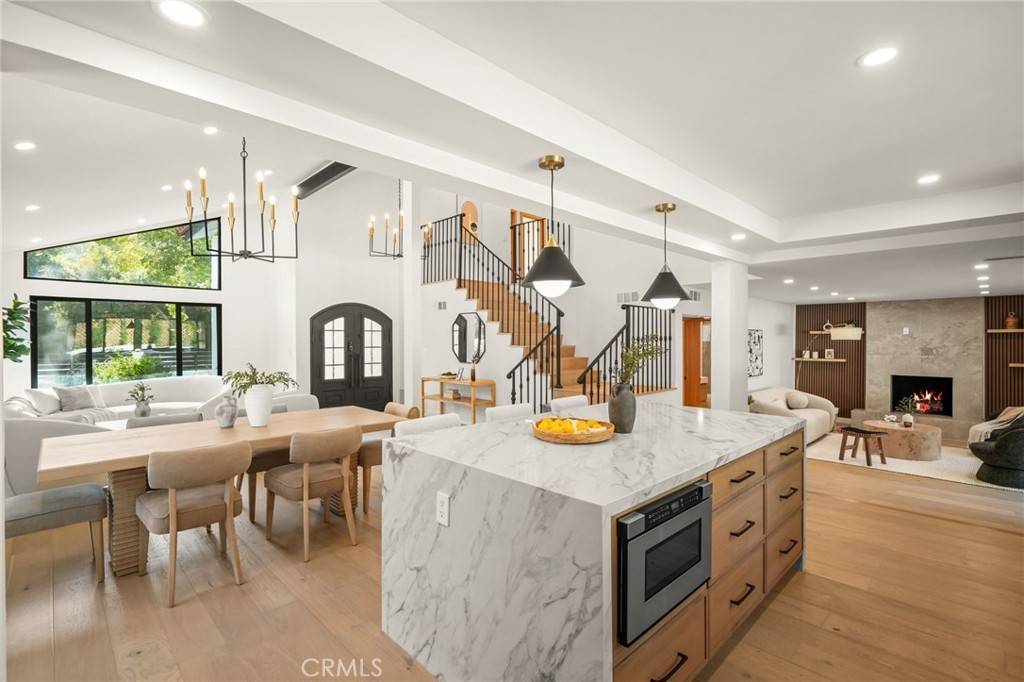 Calabasas, CA 91302,4016 Old Topanga Canyon RD