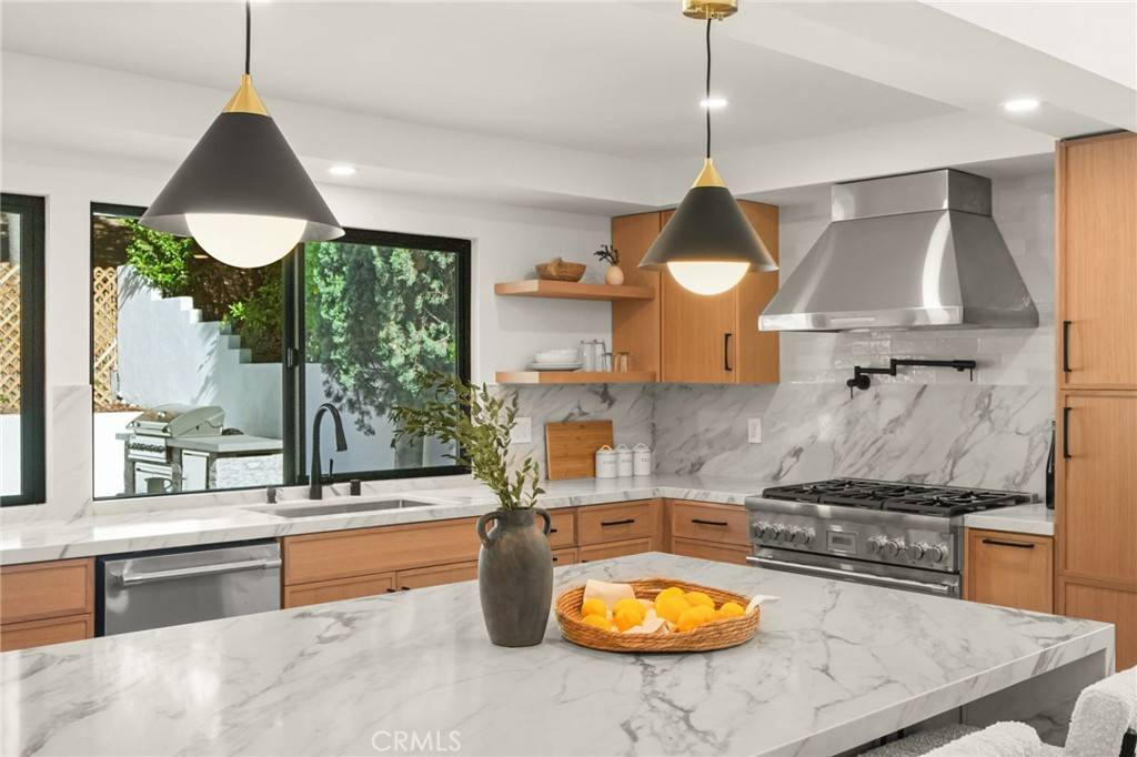 Calabasas, CA 91302,4016 Old Topanga Canyon RD