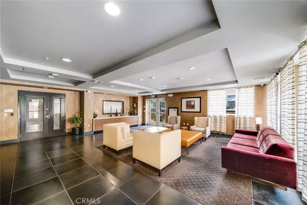 Woodland Hills, CA 91367,21301 Erwin ST #303
