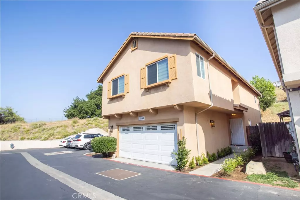 Sylmar, CA 91342,14114 Almetz Cir