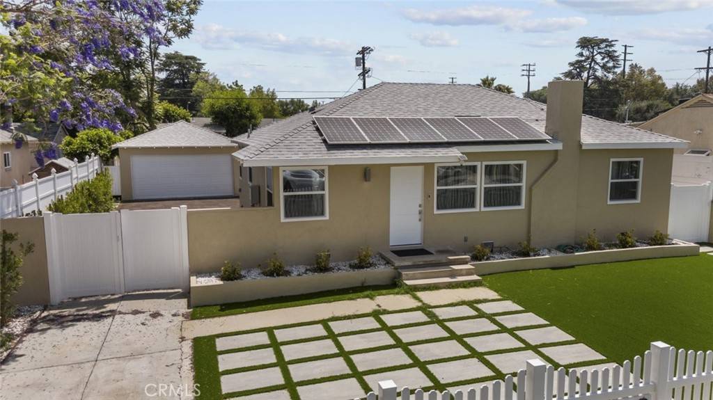 Van Nuys, CA 91406,6820 Jellico AVE