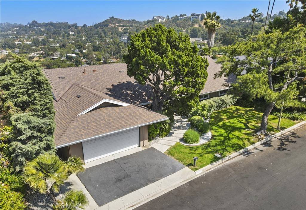 3546 Caribeth DR, Encino, CA 91436