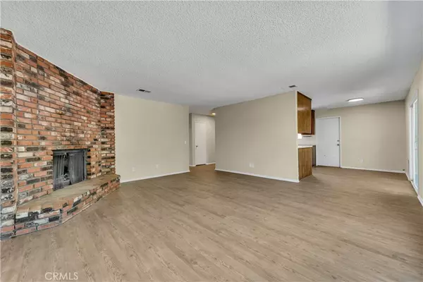 Quartz Hill, CA 93536,42209 45th St W
