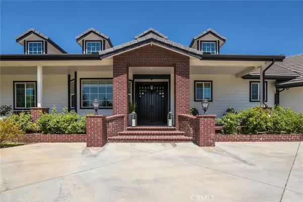 16261 Pineview Road, Canyon Country, CA 91387