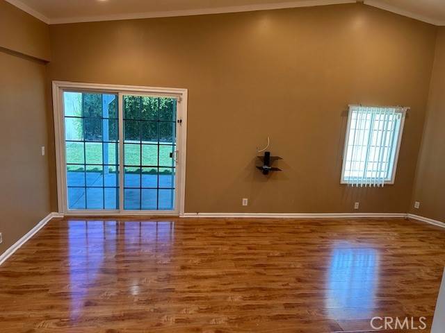 Tarzana, CA 91335,18409 Bessemer ST