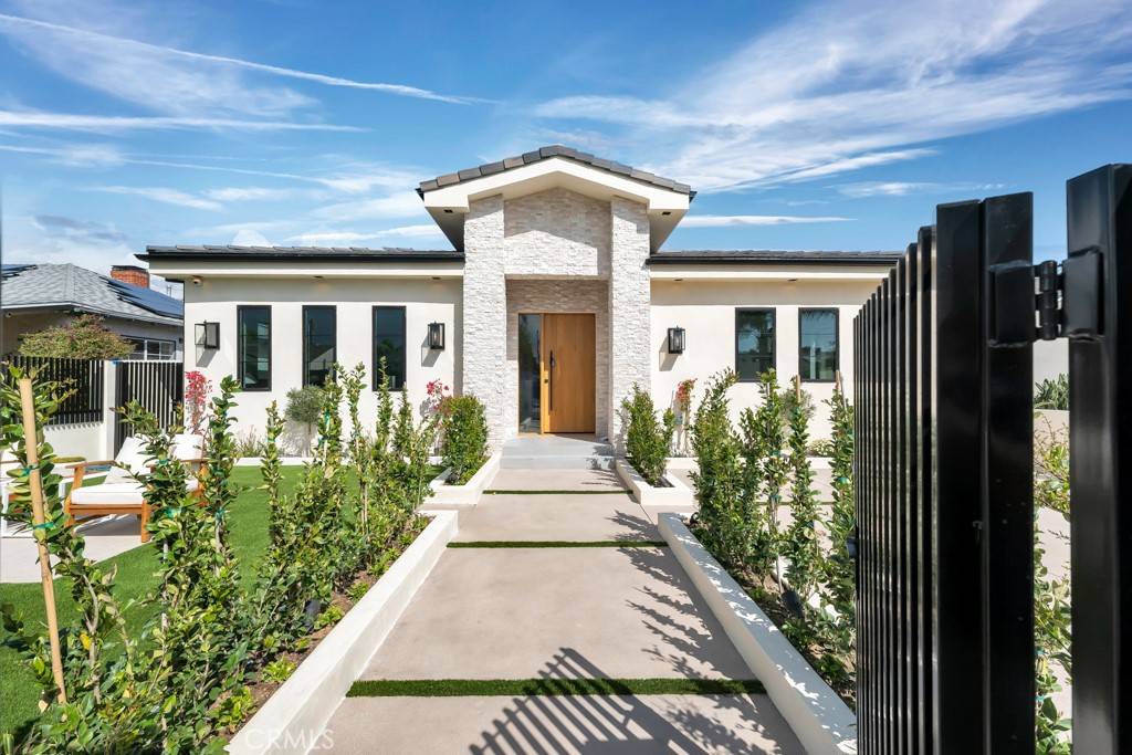 6238 Babcock AVE, North Hollywood, CA 91606