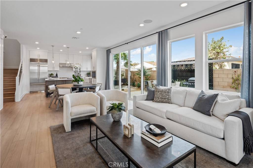 Carson, CA 90745,437 Willow Run LN