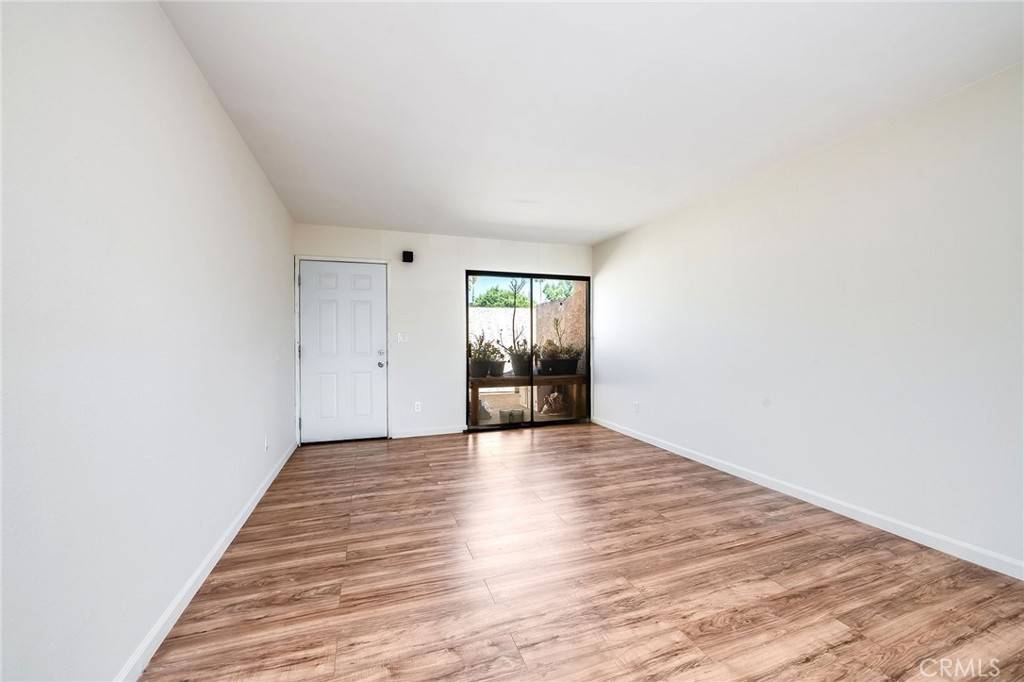 Reseda, CA 91335,17900 Sherman WAY #602