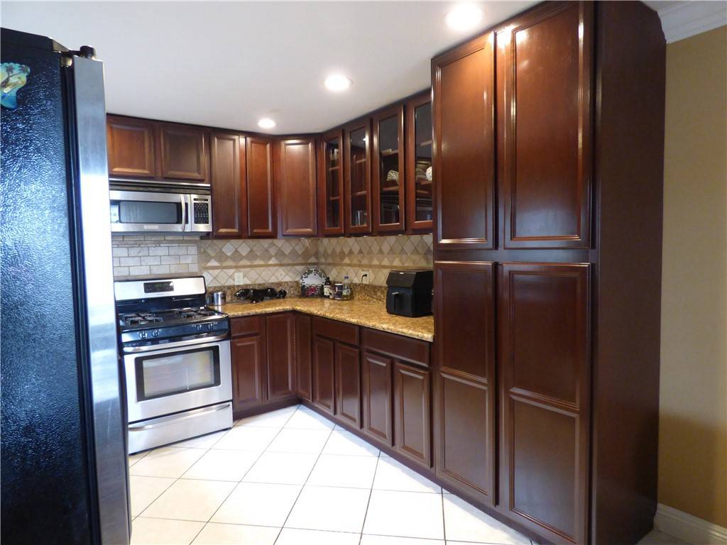 San Pedro, CA 90731,630 W Santa Cruz ST