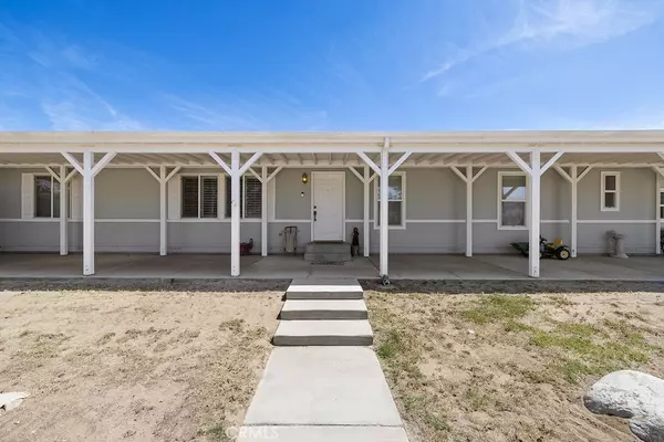 25636 W Avenue B8, Lancaster, CA 93536