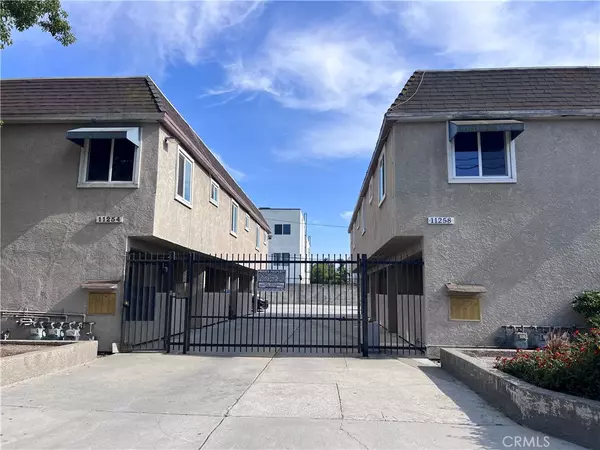North Hollywood, CA 91606,11254 Oxnard ST #3