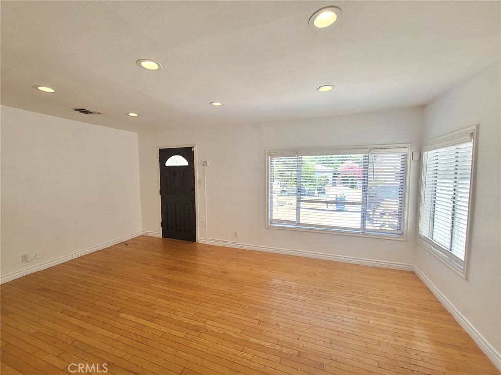 Woodland Hills, CA 91364,21912 Celes ST