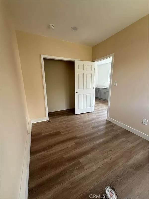 Arleta, CA 91331,13763 W Kagel ST