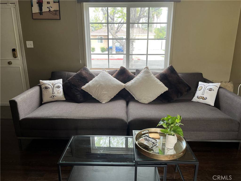 Encino, CA 91316,17512 Bullock ST
