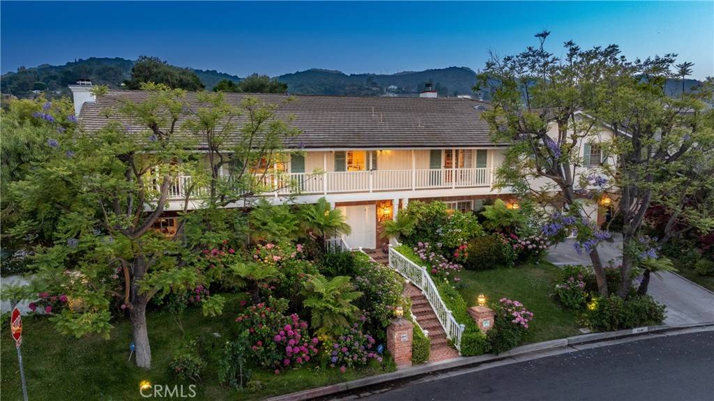 Encino, CA 91436,3541 Westfall DR