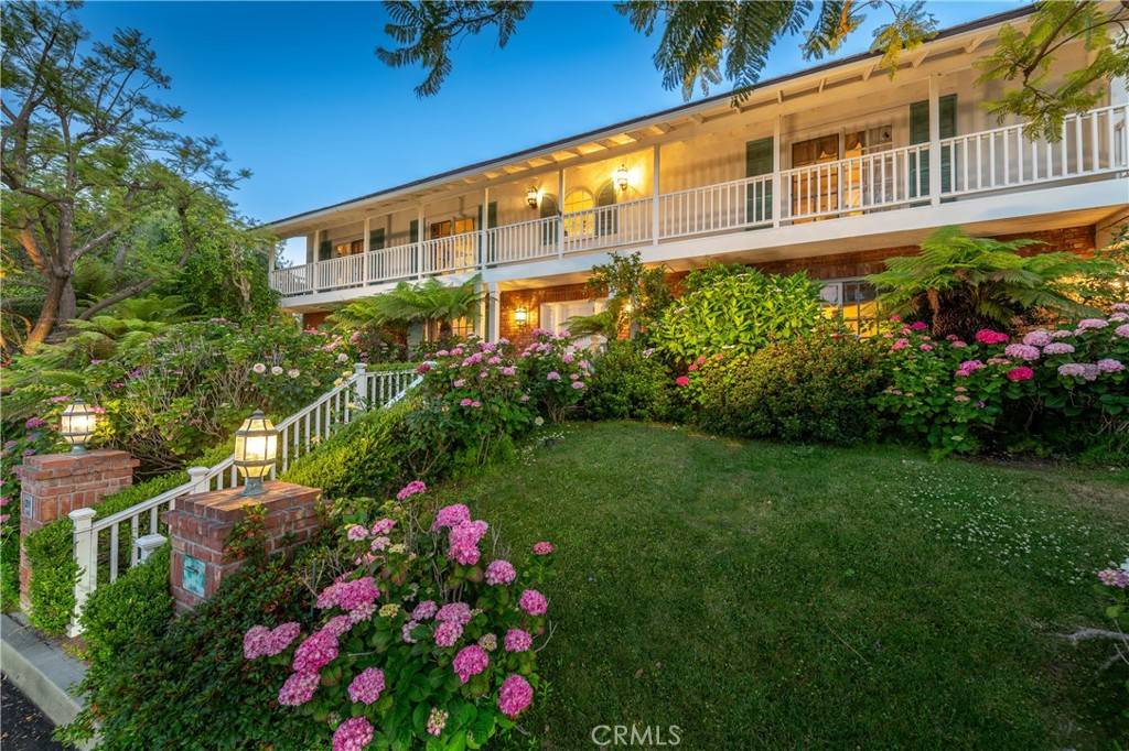 Encino, CA 91436,3541 Westfall DR