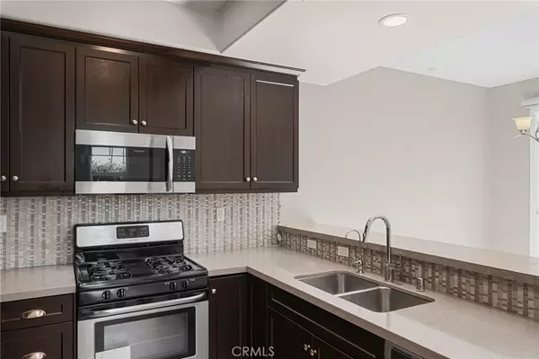 Van Nuys, CA 91405,7600 N Courage WAY
