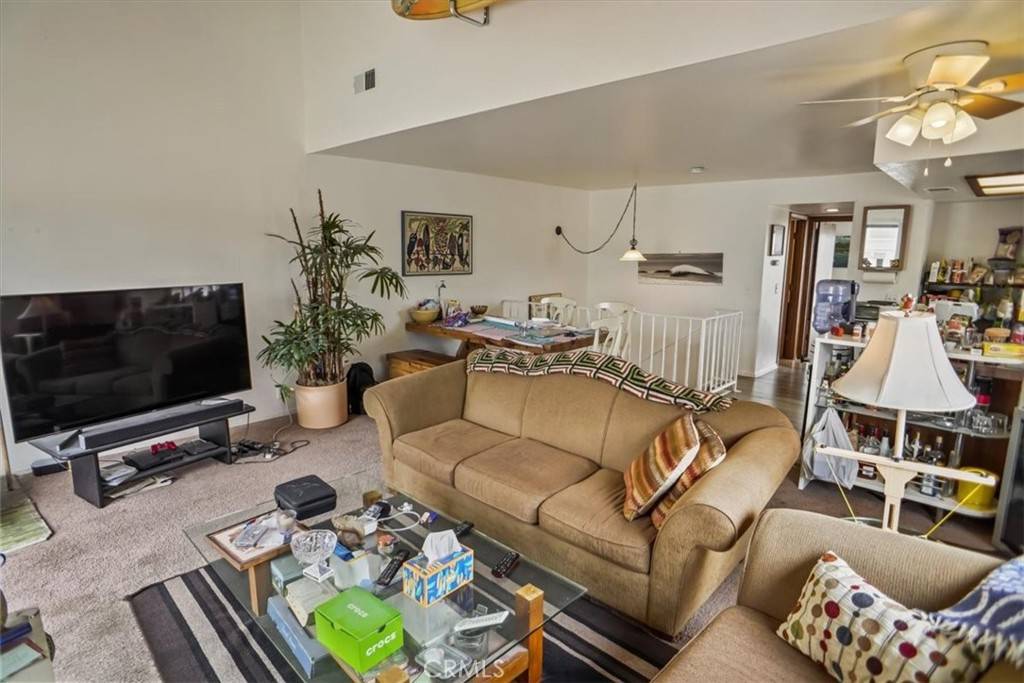 Oxnard, CA 93035,941 Dunes ST